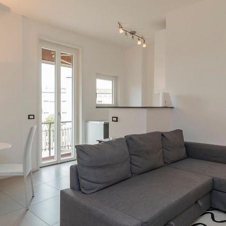 Cosy 1 Bed Flat With Terrace Leilighet Milano Eksteriør bilde
